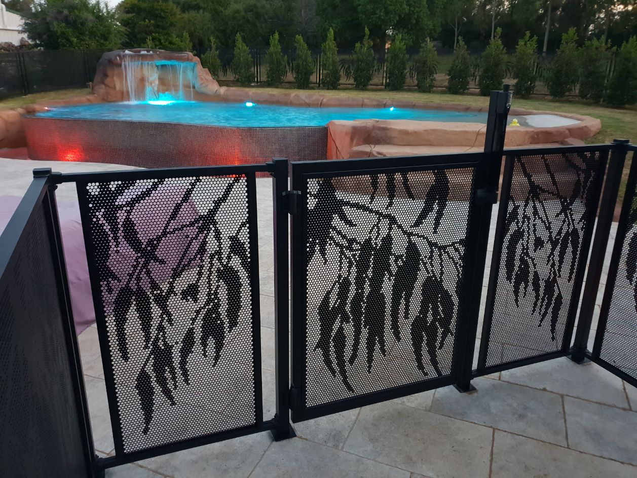 Gum design pool gate in black, NSW